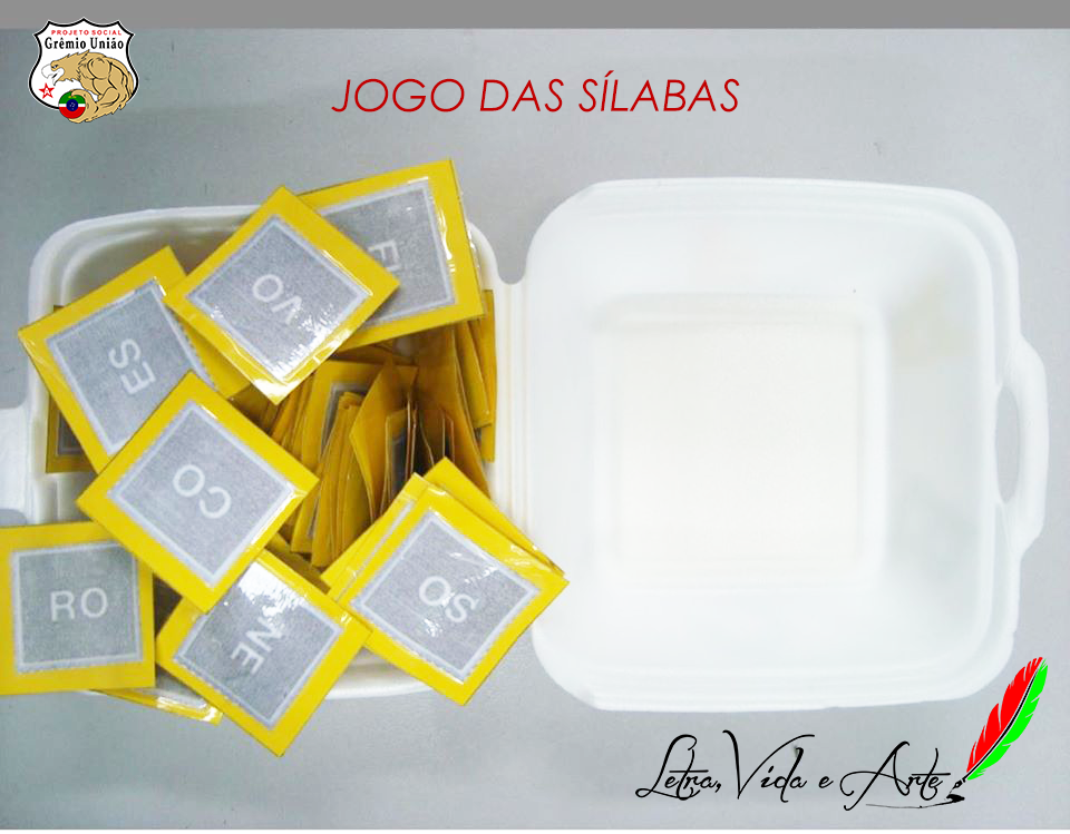 Alfabetização sem segredo - Jogo da tabuada de multiplicação! Feito com  papel paraná e tampinhas de garrafa pet. Tem o objetivo de fixar a tabuada  de uma forma mais visual, segue o