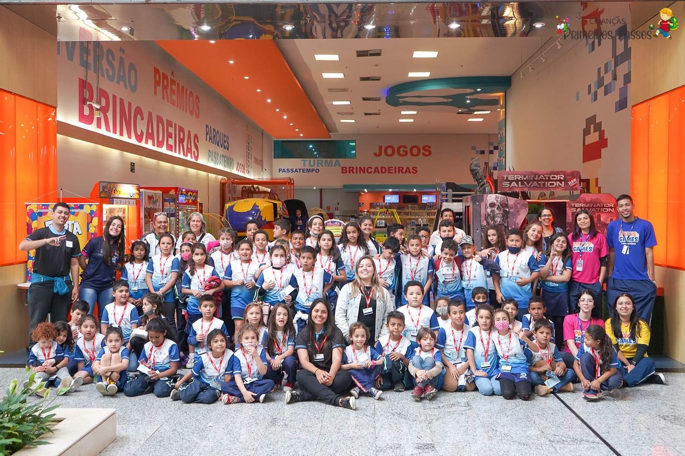 Passeio com a galerinha da Escola Municipal Maria Aparecida Camargo de  Souza para o Parks & Games, Shopping Pátio Pinda. – Projeto Social Grêmio  União